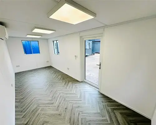 21ft x 8ft Custom Office Cabin – Refurbished Portable Building with A/C & Glazed Door